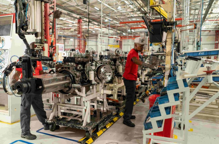 Brasil cria 1,49 milhão de empregos com carteira até julho e já supera o ano de 2023