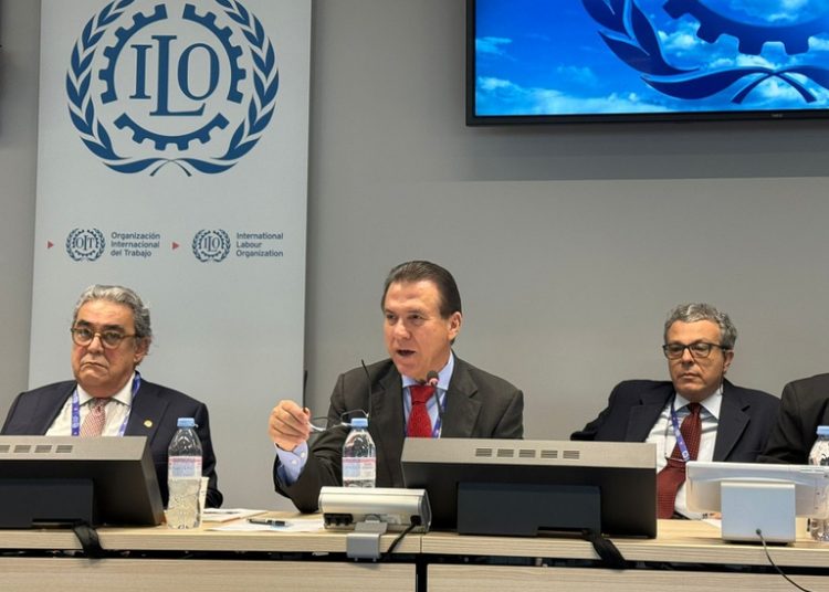 ‘É preciso enfrentar o debate sobre redução da jornada de trabalho’, defende ministro Luiz Marinho