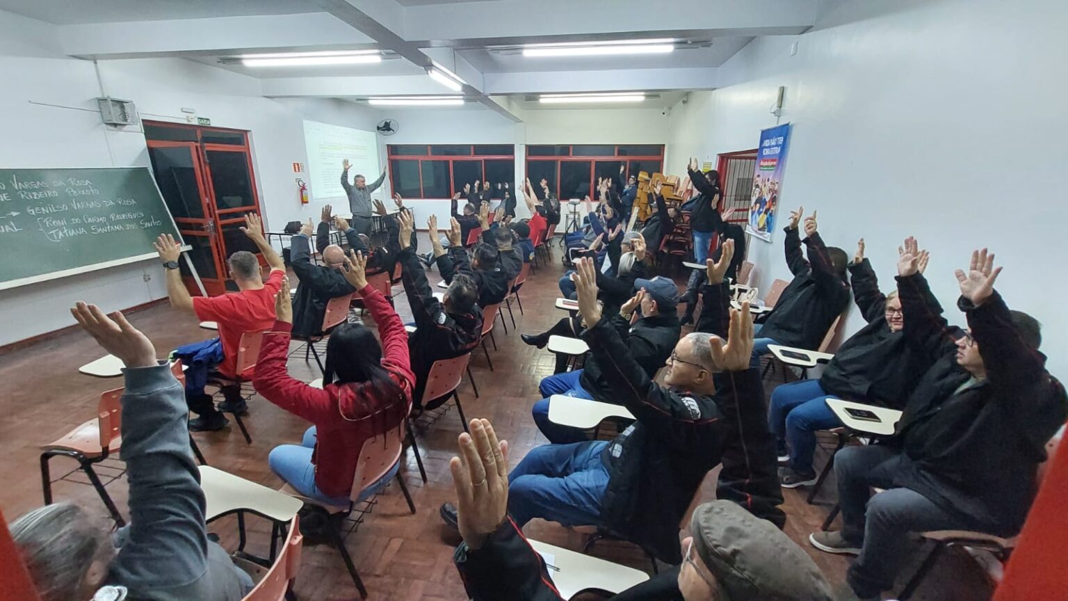 Campanha salarial: metalúrgicos de São Leopoldo e região aprovam pauta de reivindicações