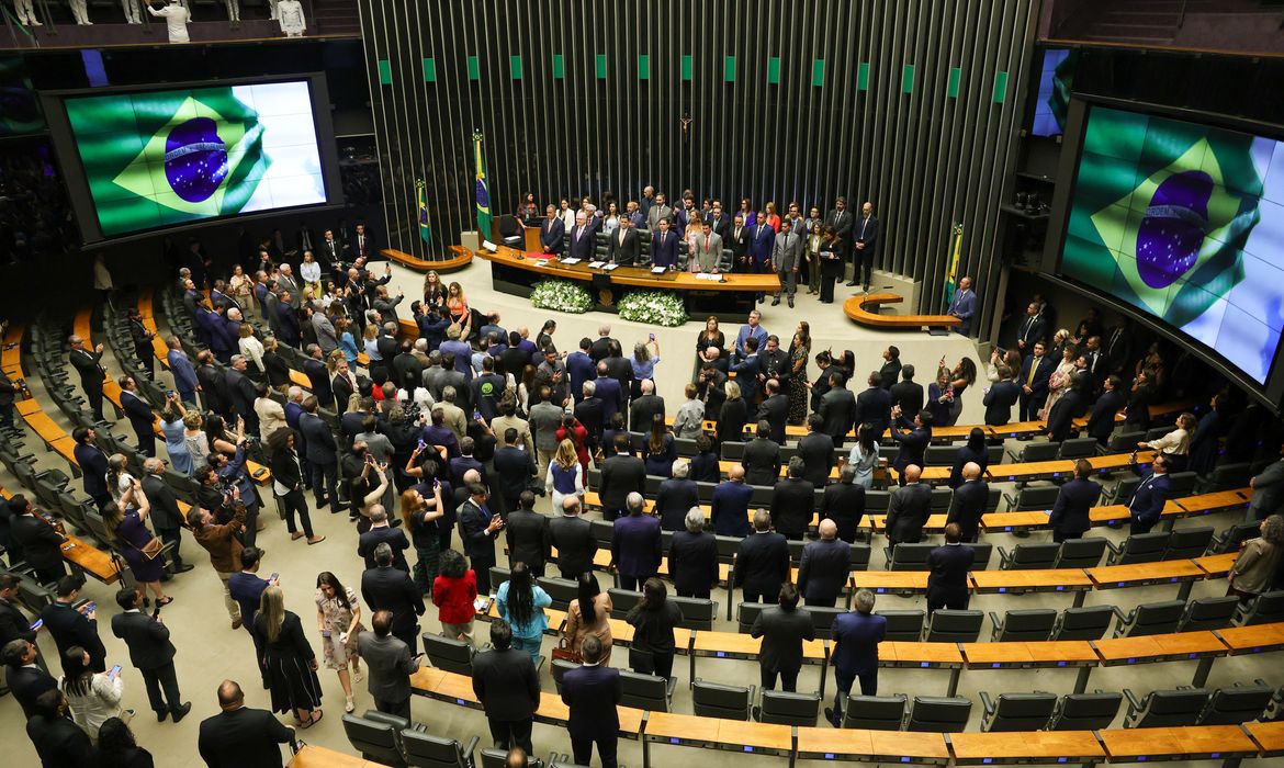 6×1, regulamentação de aplicativos e fim da CPI do crime organizado: Congresso tem semana decisiva