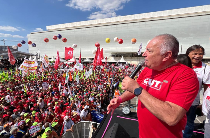 Presidente da CUT convoca os trabalhadores para irem às ruas dia 30 pelo fim da 6x1