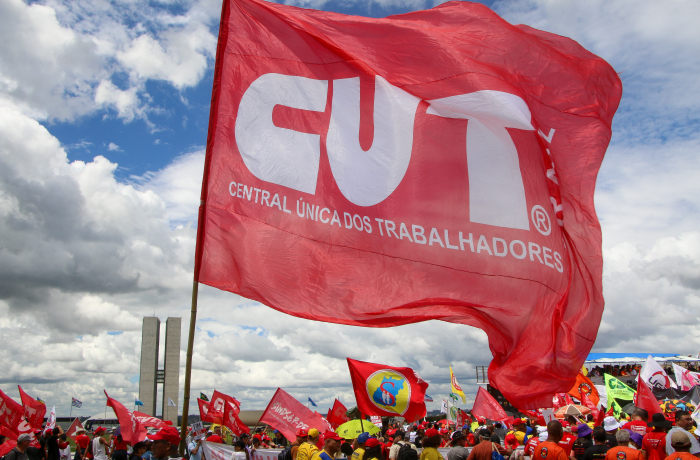 Trabalhadores vão às ruas no dia 30 para pressionar Senado pelo fim da escala 6x1