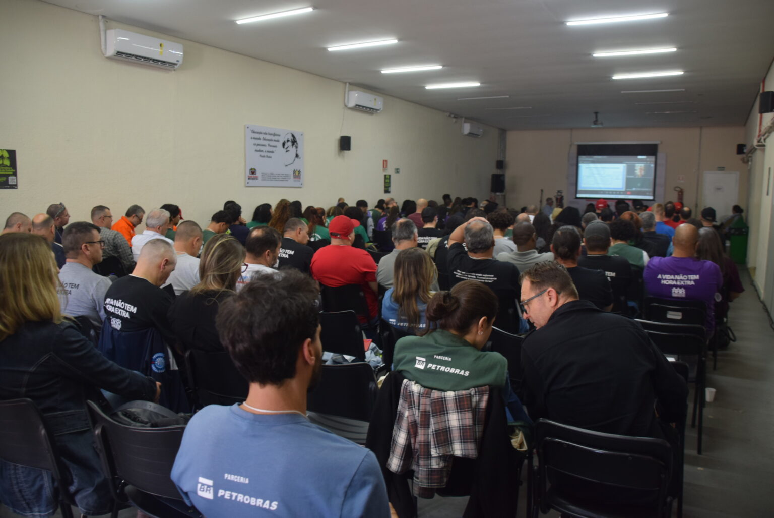 Crise climática já impacta o mundo do trabalho e exige novas estratégias de proteção aos trabalhadores