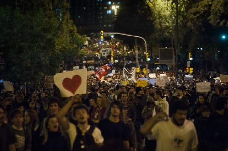 Protesto em Porto Alegre tem multidão nas ruas e forte confronto com a polícia