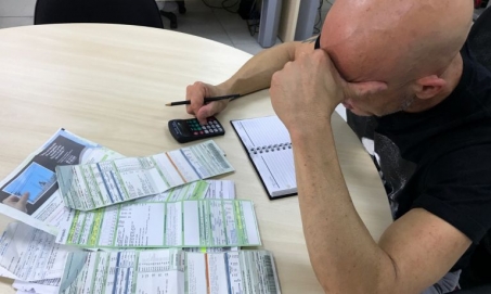 Total de famílias endividadas sobe novamente e atinge 63,4% dos lares em maio