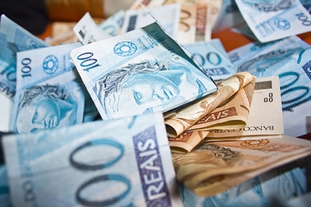 Dez mais ricos do Brasil têm riqueza igual ao PIB do Equador