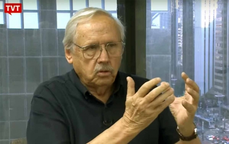 Ladislau Dowbor: enquanto os bancos controlarem a política haverá crises