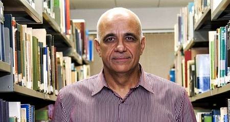 O Brasil refletido no espelho será um mundo pior e com mais medo, diz Jessé Souza