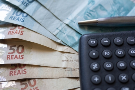 Em março, trabalhadores da metalurgia receberão 3% de reajuste