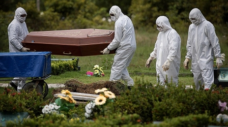 Brasil ultrapassa 300 mil mortos por covid; Fiocruz fala em urgência de lockdown