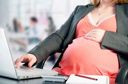 Lei que garante afastamento de gestantes de trabalho presencial é sancionada