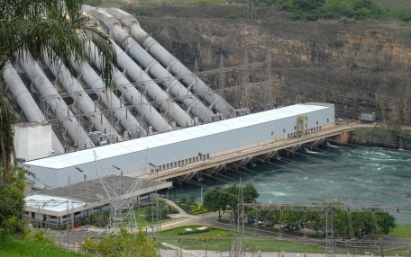 Ao contrário do que diz Guedes, alta da energia elétrica vai durar anos