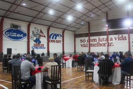 Nova direção do Sindicato é empossada com o desafio de ampliar a representação e o diálogo com a categoria