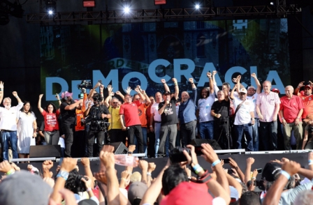 Presidentes das centrais reforçam luta para reconstruir o país como prioridade