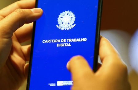 Preferência pelo home-office pode ter causado recorde de pedidos de demissão no país