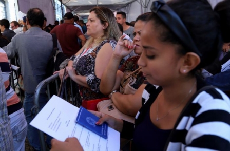 Mais de 70% das vagas de trabalho perdidas em 2020 eram ocupadas por mulheres