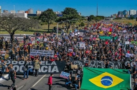 Carta aos Brasileiros em Defesa da Democracia já tem mais de 700 mil assinaturas