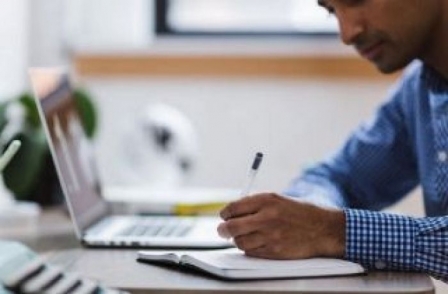 No Brasil e no mundo trabalhadores estão mais felizes com o trabalho remoto
