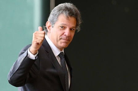 Em Davos, Haddad e Marina preveem PIB mais sustentável e acima da média para Brasil 