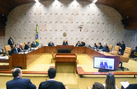 Com dois votos a favor da revisão do FGTS, Supremo suspende julgamento até quinta