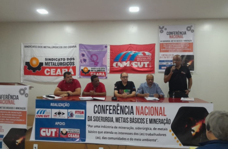 Conferência aprova documento com medidas para indústria siderúrgica nacional