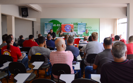 Avaliação e planejamento marcam reunião do Conselho de Sindicatos da FTM-RS