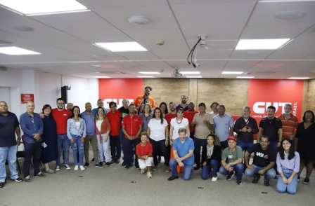 Seminário do Macrossetor da CUT debate rumos da Indústria em semana importante