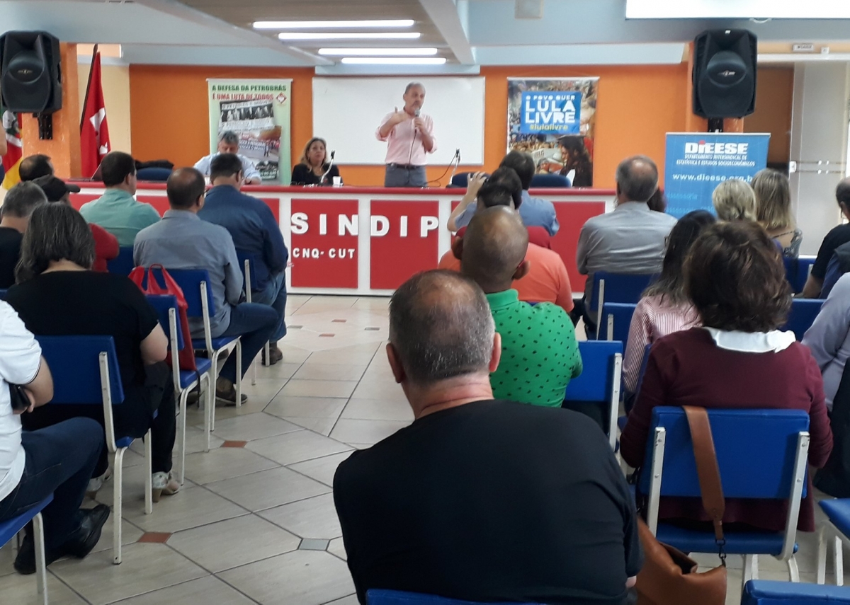 Debate “Conjuntura nacional, perspectivas econômicas para 2019 e o cenário sindical”
