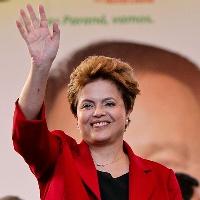 Dilma dispara e abre dez pontos de vantagem sobre Serra, mostra CNT/Sensus