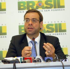Brizola Neto anuncia novas regras para a concessão de registro sindical