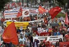 Trabalhadores Fazem Manifestação Na Avenida Paulista